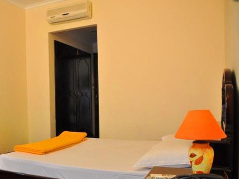 Ha Tien Hotel Ngoại thất bức ảnh